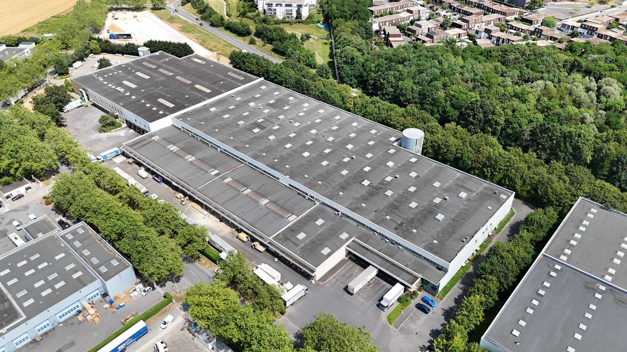 Bondoufle (91) — entrepôt logistique, vue aérienne